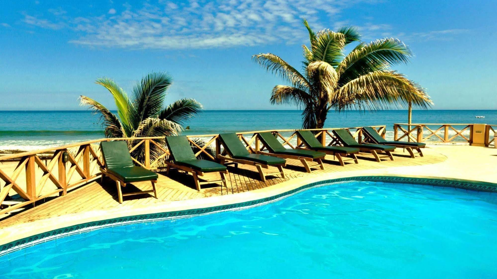 Mancora Beach Hotel - Adults Only Eksteriør billede